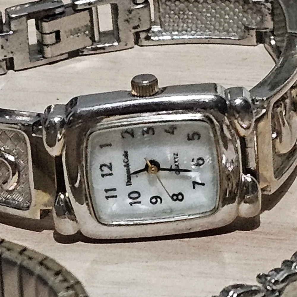 Lot Of 24 Vintage And Fashion Watches Casio, Timex, Innocron, Geoffrey Beene